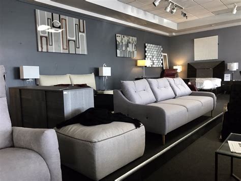 modern furniture stores las vegas.